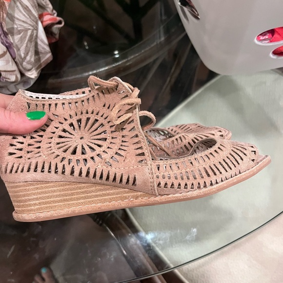 jeffrey campbell wedges - Picture 3 of 3